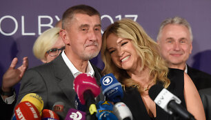 Andrejus Babi&scaron;as su žmona Monika