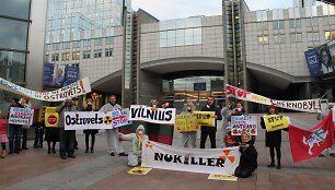 Protestas prie&scaron; Astravo AE Briuselyje