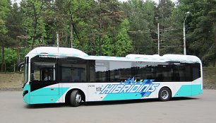 Hibridinis „Volvo“ autobusas