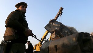 Egipto policijos pareigūnas avarijos vietoje