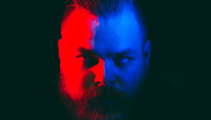 Com Truise 