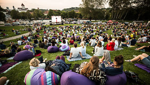 „Vasaros kino“ seansas Barbakano kalno papėdėje