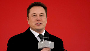 Turtingiausias pasaulio žmogus: kaip Elonas Muskas susikrovė milijardus?