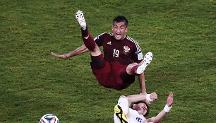 Alexanderis Samedovas ir Ki Sung-yuengas