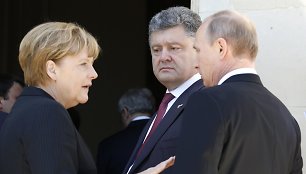 Angela Merkel, Petro Porošenko ir Vladimiras Putinas