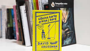 Davido Grossmano knyga „Užeina kartą arklys į barą“