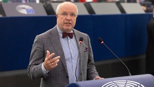 Juozas Olekas: Sveikatos įstaigų reforma paliks žmones be sveikatos priežiūros