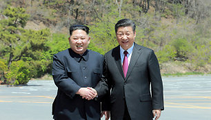 Kim Jong Unas ir Xi Jinpingas