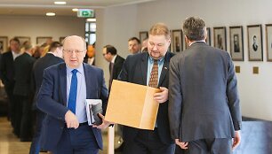 Seimas balsuoja dėl M.Basčio mandato panaikinimo