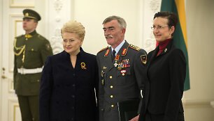 Apdovanojimų įteikimas prezidentūroje
