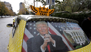 D.Trumpą garbinantis taksistas Albanijoje