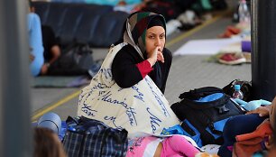 Migrantai Budape&scaron;to geležinkelio stotyje