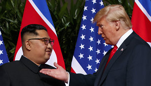 Kim Jong Unas ir Donaldas Trumpas