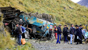 Autobuso avarija Bolivijoje