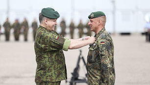 Rukloje vyko NATO prie&scaron;akinių pajėgų bataliono kovinės grupės rotacijų ir vadovybės pasikeitimo ceremonija