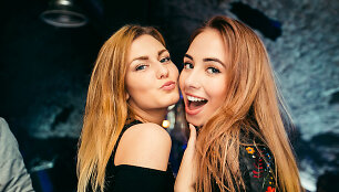 Vakarėlio klube &bdquo;Mojo Lounge&ldquo; akimirka