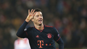 Robertas Lewandowskis pelnė keturis įvarčius