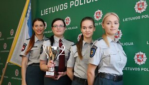 Ralyje dalyvavusios Kauno pareigūnės