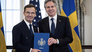 Švedijos ministras pirmininkas Ulfas Kristerssonas ir JAV valstybės sekretorius Antony Blinkenas