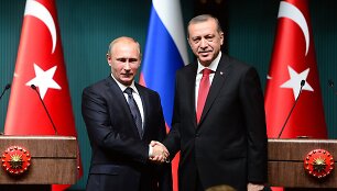 Rusijos prezidentas Vladimiras Putinas ir Turkijos prezidentas Recepas Tayyipas Erdoganas