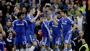 Komandos draugai sveikina Diego Costa