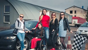 &bdquo;Racing ladies&ldquo; slalomo treniruotė