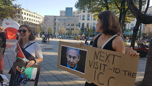Benjaminą Netanyahu Lietuvoje pasitiko de&scaron;imtys protestuotojų