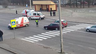 Kaune perėjoje sužaloti du žmonės