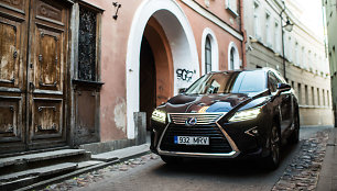 Lietuvoje – pirmas septynvietis „Lexus RX L“