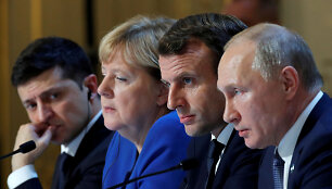 V.Zelenskis, A.Merkel, E.Macronas ir V.Putinas Paryžiuje