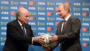 FIFA prezidentas Josephas Blatteras ir Rusijos prezidentas Vladimiras Putinas 