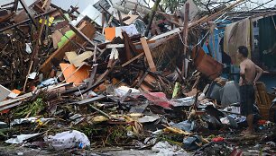 Filipinų Taklobano miestas, nusiaubtas taifūno Haiyan