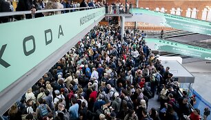 Keleiviai Ispanijoje laukia traukinio &scaron;alyje atstačius elektros tiekimą / A. Perez Meca / ZUMAPRESS.com