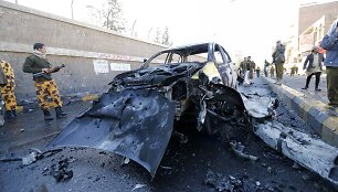 Užminuoto automobilio sprogimo padariniai Sanoje