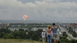 Sprogimai šaudmenų sandėlyje Rusijoje