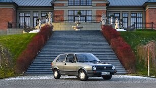 Istoriniai automobiliai