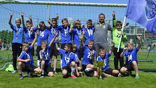 Mažeikių futbolo akademijos 2004 metų komanda