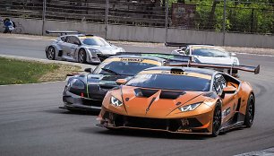 Lietuvis „Lamborghini Huracan Super Trofeo“ automobiliu „Baltic GT-PRO“ klasėje finišavo trečias