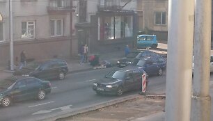 Kaune &bdquo;Mazda&ldquo; partrenkė mažametę