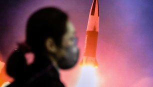 JAV, Japonija ir Pietų Korėja siekia dalytis informacija apie Šiaurės Korėjos raketas