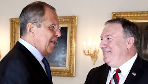 Sergejus Lavrovas ir Mike'as Pompeo