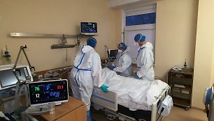 Klaipėdos universitetinėje ligoninėje situacija dėl COVID-19 itin prasta. Šiuo metu hospitalizuotas 121 pacientas.