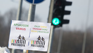 Akcija &bdquo;Žalią &scaron;viesą saugiam vaikų keliui į mokyklas&ldquo;