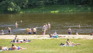 Sekmadienis Valakampių I paplūdimyje