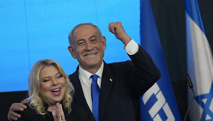 Buvęs Izraelio ministras pirmininkas ir &bdquo;Likud&ldquo; partijos vadovas Benjaminas Netanyahu su žmona Sara