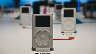 Pirmasis „iPod“ išleistas 2001 m. spalio 23 d.