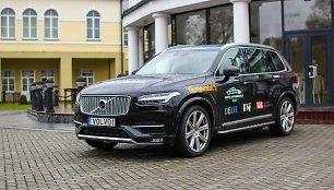 „Volvo XC90“