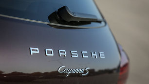 Atnaujintas „Porsche Cayenne“