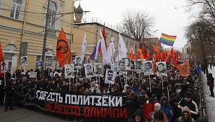 Maskvoje protestuotojai reikalavo paleisti politinius kalinius.