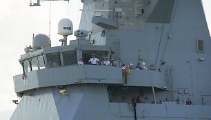 Britų eskadrinis minininkas &bdquo;HMS Defender&ldquo; Juodojoje jūroje
